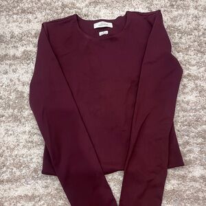 Baby on contour crew cropped